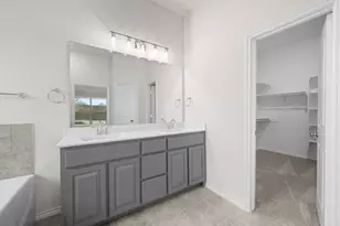 4541 Lyreleaf Dr, Fort Worth, TX 76036 - Photo 14