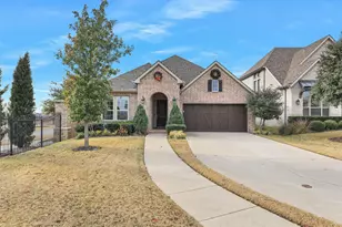 3241 Lexington Dr, Celina, TX 75009 - Photo 2