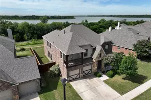 2200 Benjamin Creek Dr, Little Elm, TX 75068 - Photo 2