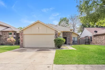 2416 Sutton Drive, Arlington, TX 76018 - Photo 1