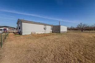 115 Cimmaron Loop, Weatherford, TX 76087 - Photo 12
