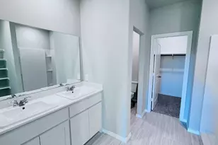 10613 Dripping Creek Ln, Fort Worth, TX 76036 - Photo 8