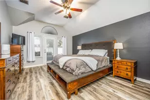 1719 Falcon Dr, Corinth, TX 76210 - Photo 14