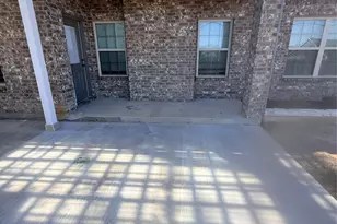 1403 Jefferson St, Bowie, TX 76230 - Photo 34