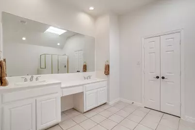 8216 Dogwood Lane, Irving, TX 75063 - Photo 22