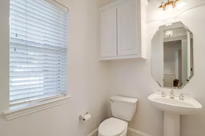 8216 Dogwood Lane, Irving, TX 75063 - Photo 10