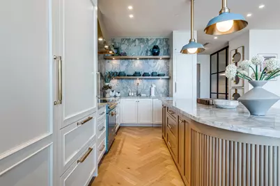 2408 Victory Park Lane #1442, Dallas, TX 75219 - Photo 14