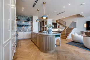 2408 Victory Park Ln, Dallas, TX 75219 - Photo 20