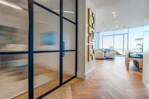 2408 Victory Park Ln, Dallas, TX 75219 - Photo 2