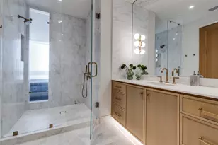 2408 Victory Park Ln, Dallas, TX 75219 - Photo 28