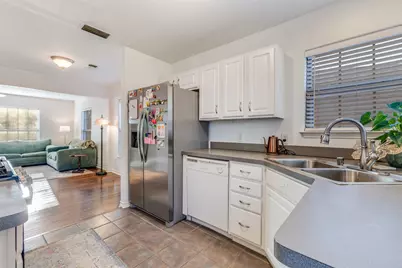 6911 E Grand Avenue, Dallas, TX 75223 - Photo 8