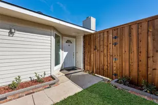 2159 Stradivarius Ln, Carrollton, TX 75007 - Photo 4