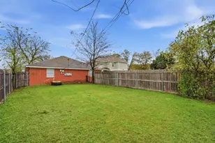 1223 James Ave, Waco, TX 76706 - Photo 18