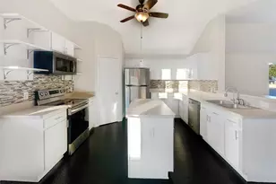 137 Meadow Ridge Dr, Anna, TX 75409 - Photo 2