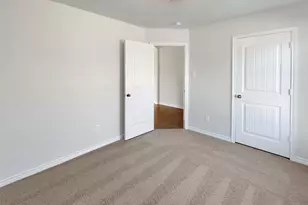 1702 Blue Jay Dr, Ennis, TX 75119 - Photo 4