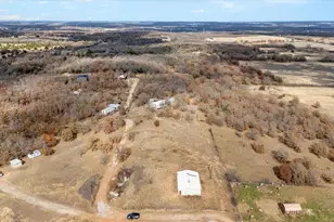 363 Private Rd 1784, Sunset, TX 76270 - Photo 4