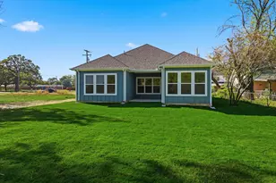 205 S Atwood St, Boyd, TX 76023 - Photo 40