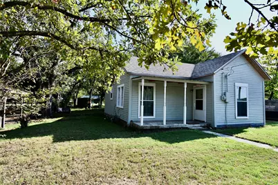 517 W Water Street, Weatherford, TX 76086 - Photo 2