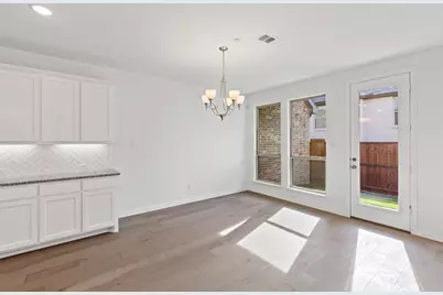 621 Somerset Drive, Lewisville, TX 75056 - Photo 10