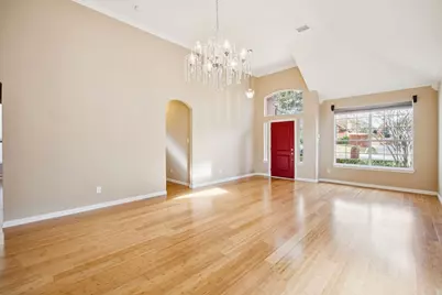 17707 Knollmeadow Lane, Dallas, TX 75287 - Photo 2