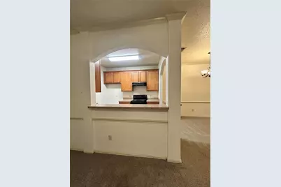 713 Kingston Drive, Grand Prairie, TX 75051 - Photo 10