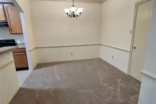 713 Kingston Dr, Grand Prairie, TX 75051 - Photo 8