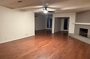 204 Juniper St, Mansfield, TX 76063 - Photo 4