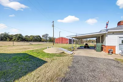300 County Road 2100 Road, Seven Points, TX 75143 - Photo 22