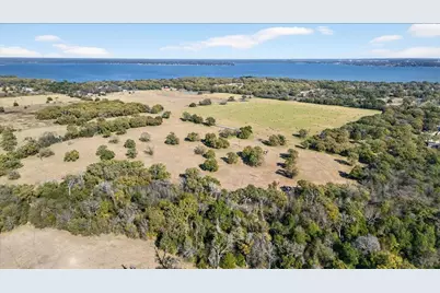 300 County Road 2100 Road, Seven Points, TX 75143 - Photo 14