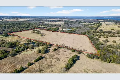 300 County Road 2100 Road, Seven Points, TX 75143 - Photo 20