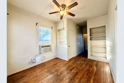 1006 Gregg Street, Denton, TX 76201 - Photo 2