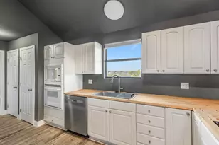 2546 Luella Rd, Sherman, TX 75090 - Photo 10