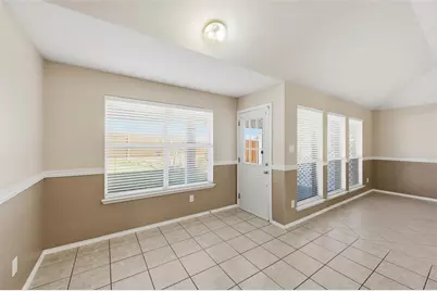 421 Kingfisher Lane, Arlington, TX 76002 - Photo 4