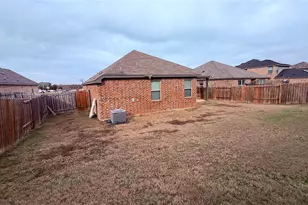 1601 Conley Ln, Crowley, TX 76036 - Photo 16