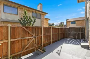 2646 Custer Pkwy, Richardson, TX 75080 - Photo 2