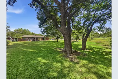 405 S Bouldin Street, Hamilton, TX 76531 - Photo 8