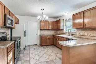 317 N Beltwoods Dr, DeSoto, TX 75115 - Photo 16