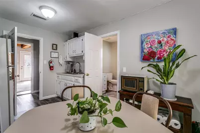 725 W Purnell Road #D, Lewisville, TX 75067 - Photo 12