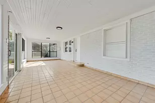 1502 Betsy Ln, Irving, TX 75061 - Photo 16