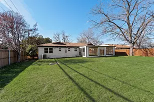 1502 Betsy Ln, Irving, TX 75061 - Photo 18