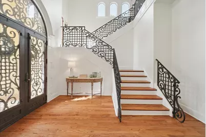 6807 Lupton Drive, Dallas, TX 75225 - Photo 4