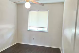 906 High Country Dr, Garland, TX 75041 - Photo 12