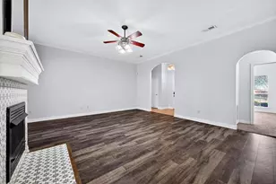 702 Madison Pl, Sherman, TX 75092 - Photo 12