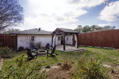 1913 E Branch Hollow Drive, Carrollton, TX 75007 - Photo 30