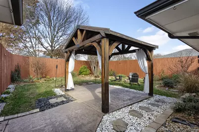 1913 E Branch Hollow Drive, Carrollton, TX 75007 - Photo 28