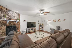 2917 Highgate Ln, Bedford, TX 76021 - Photo 8