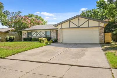 2917 Highgate Lane, Bedford, TX 76021 - Photo 4