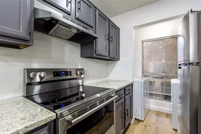 613 Carriagehouse Lane #9, Garland, TX 75040 - Photo 4