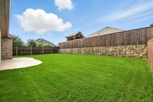 9920 Pikes Peak Pl, Little Elm, TX 75068 - Photo 36