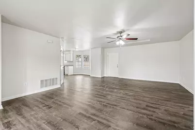 320 Edgewood Street, Krum, TX 76249 - Photo 8